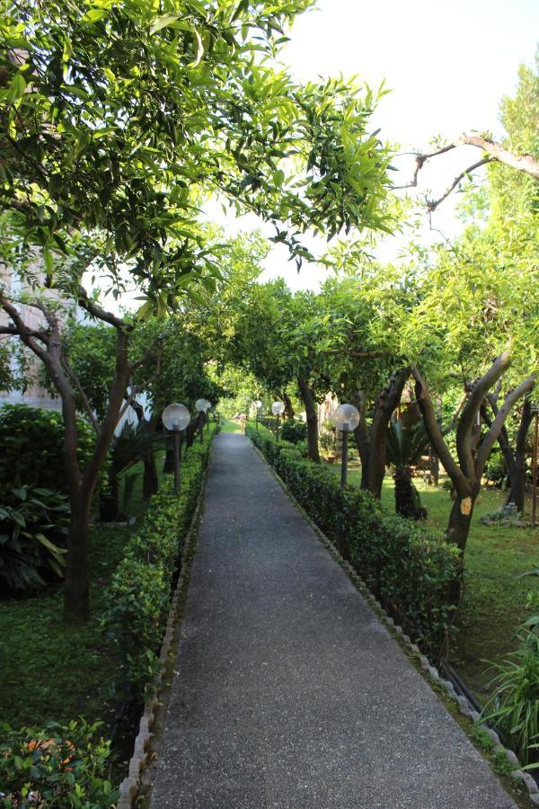 Il Giardino Degli Agrumi Villa Caserta Eksteriør bilde