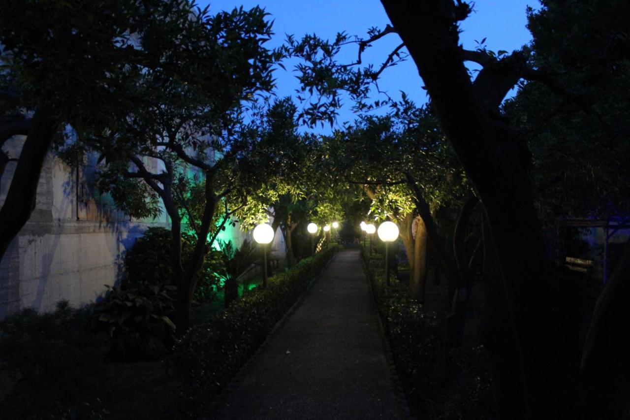 Il Giardino Degli Agrumi Caserta Eksteriør bilde
