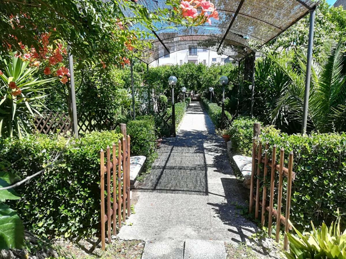 Il Giardino Degli Agrumi Caserta Eksteriør bilde